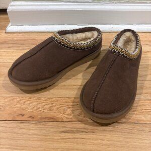 UGG Tasman